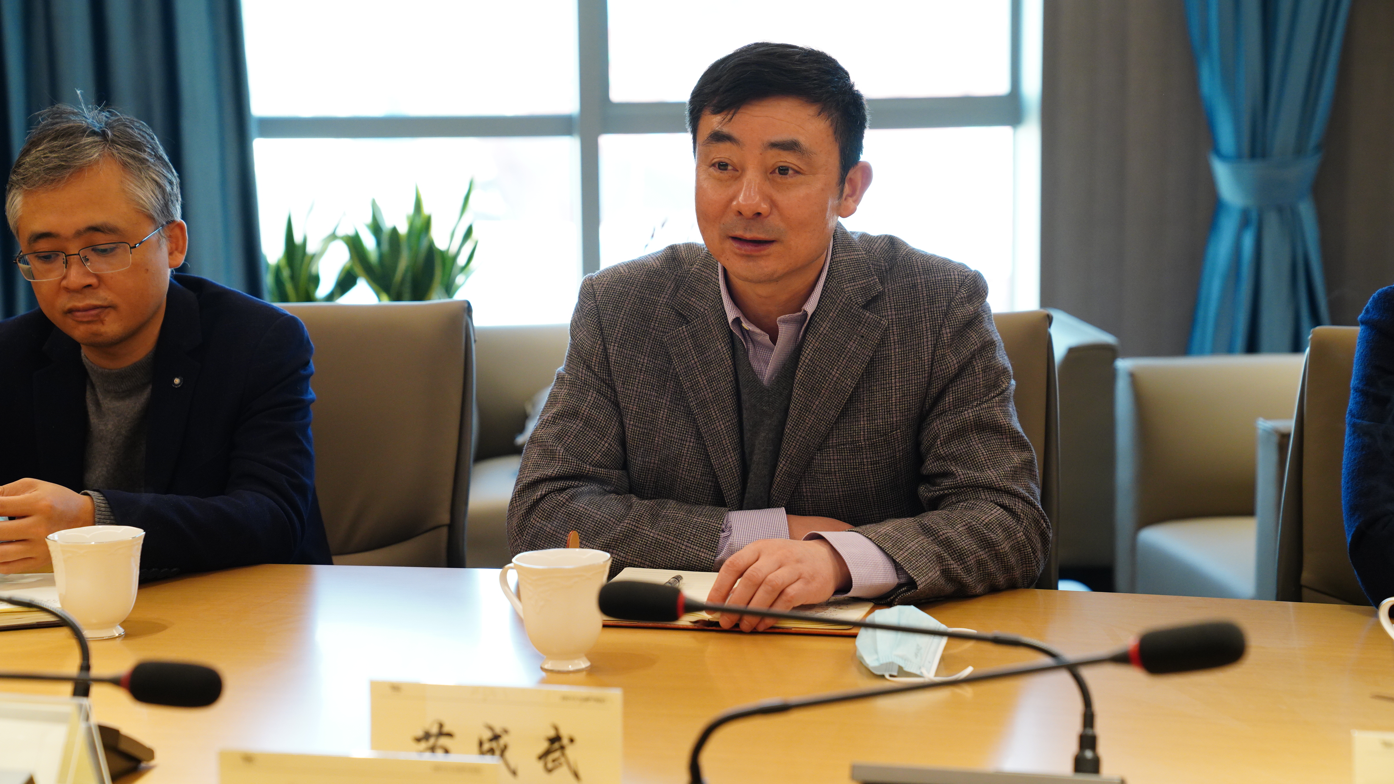 舟山市应急治理局局长苗成武等一行莅临我司走访调研_环球360