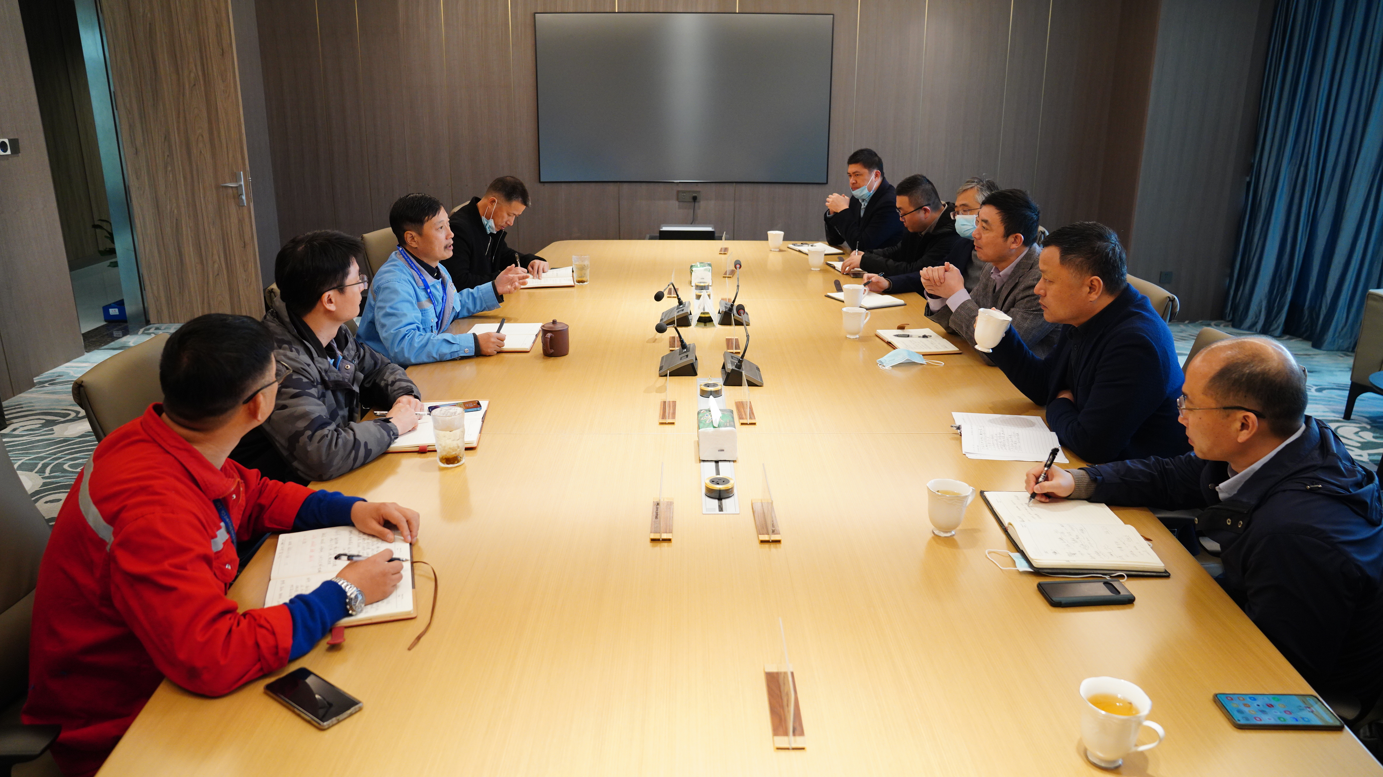舟山市应急治理局局长苗成武等一行莅临我司走访调研_环球360