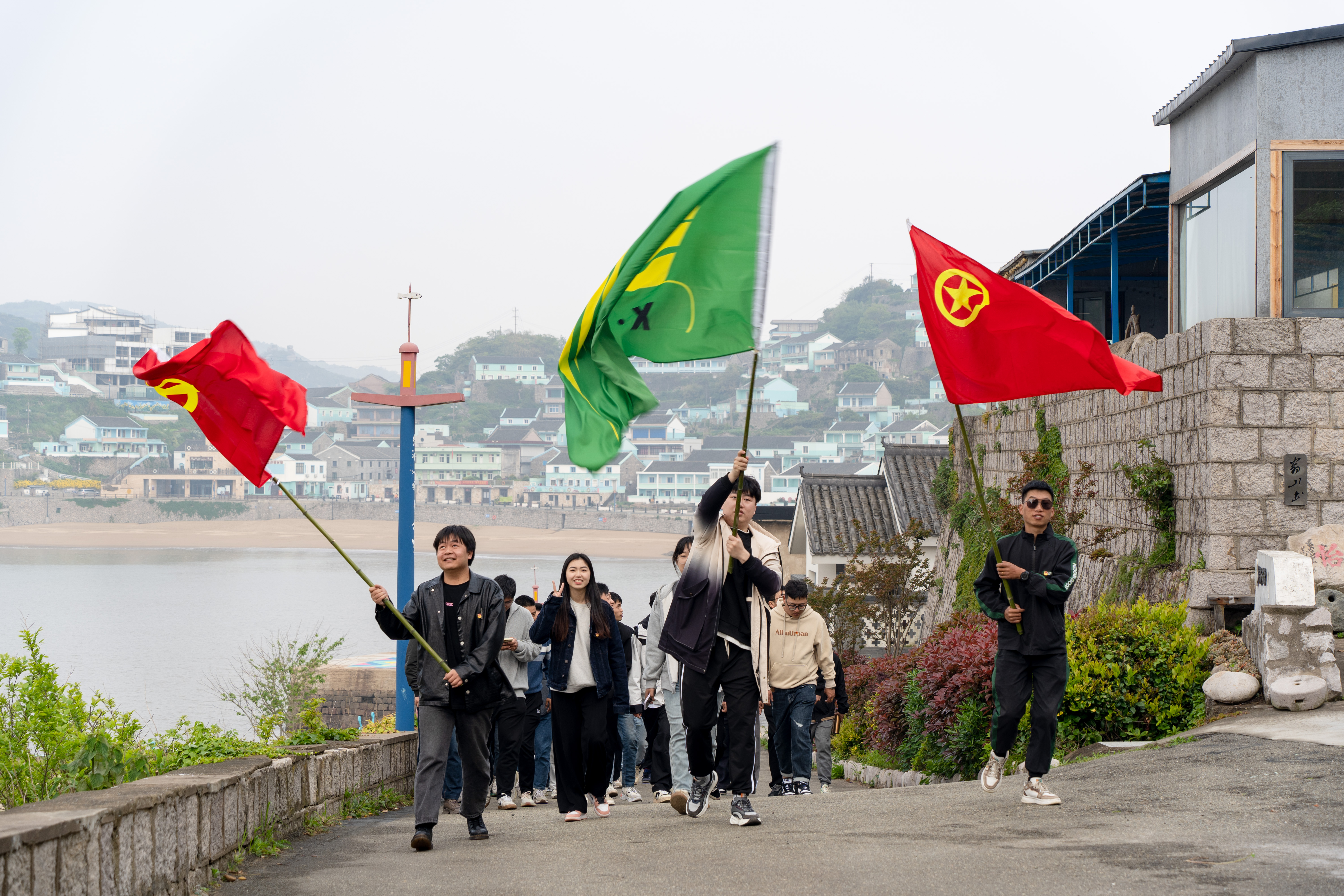 致五四青年节 “与鑫偕行，，筑梦远航”主题团日活动_环球360