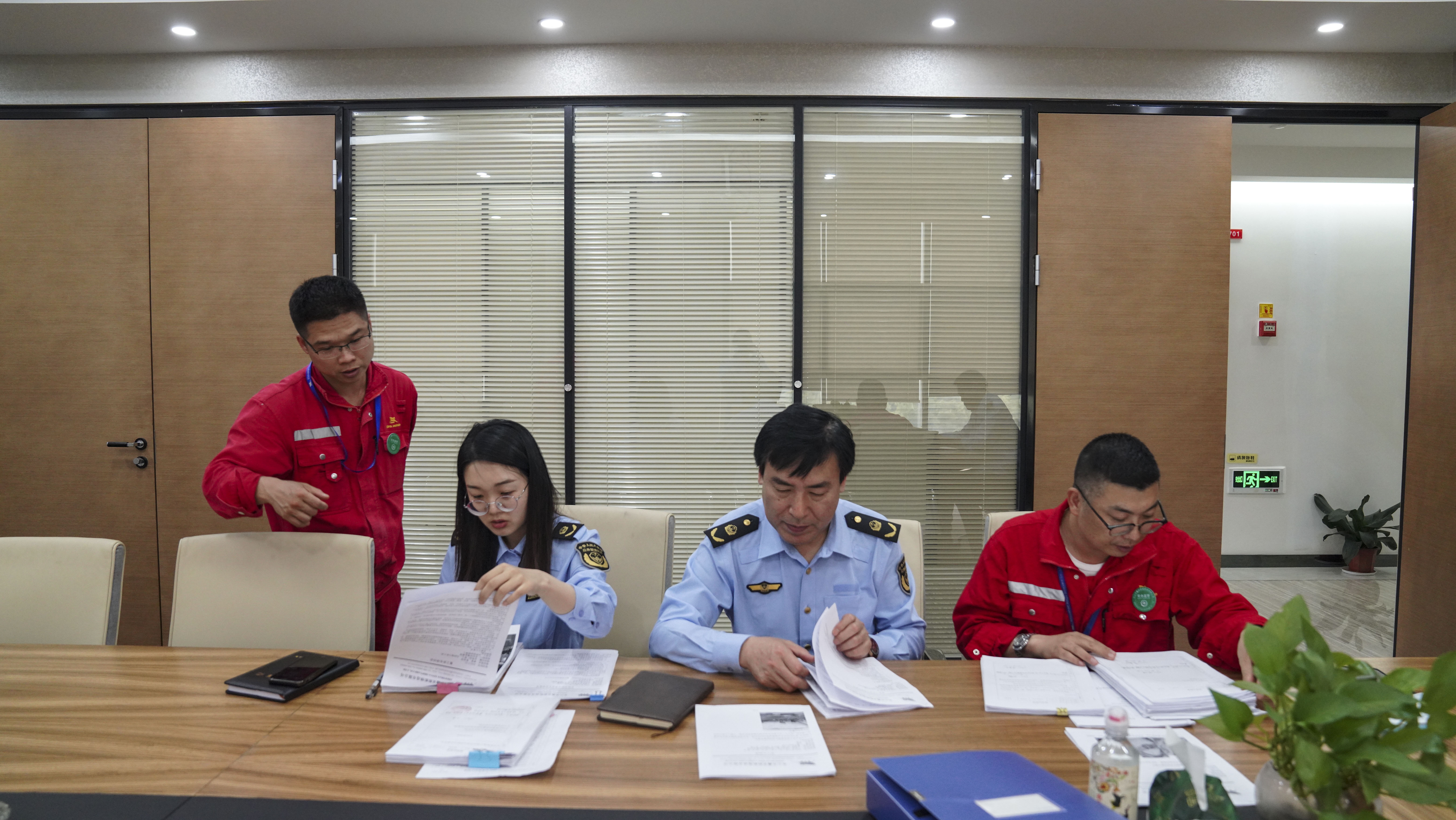 市应急治理局汪成元副局长莅临我司调研指导_环球360