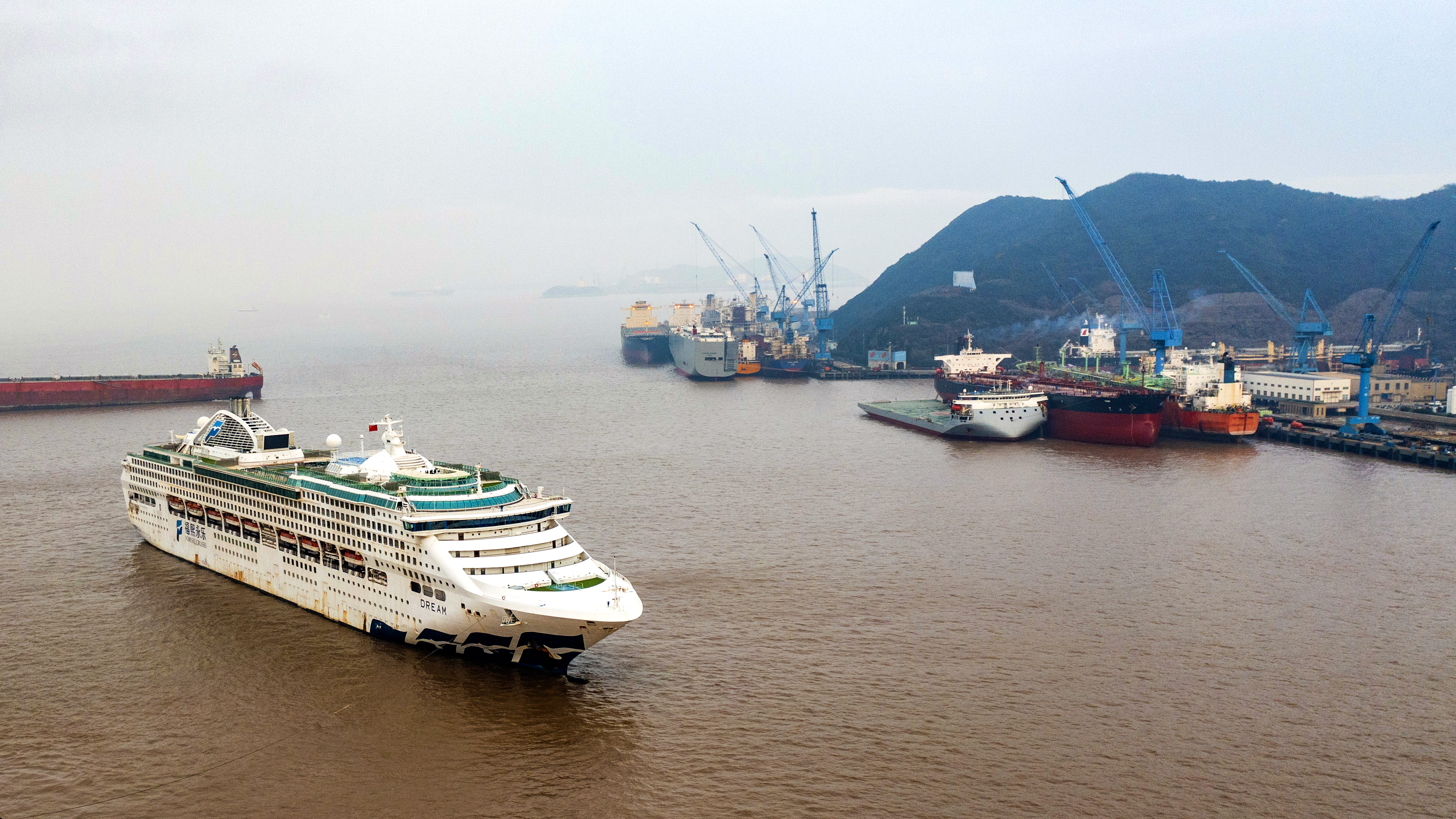 鑫梦想！”开门红”喜迎高端船舶维修营业_环球360