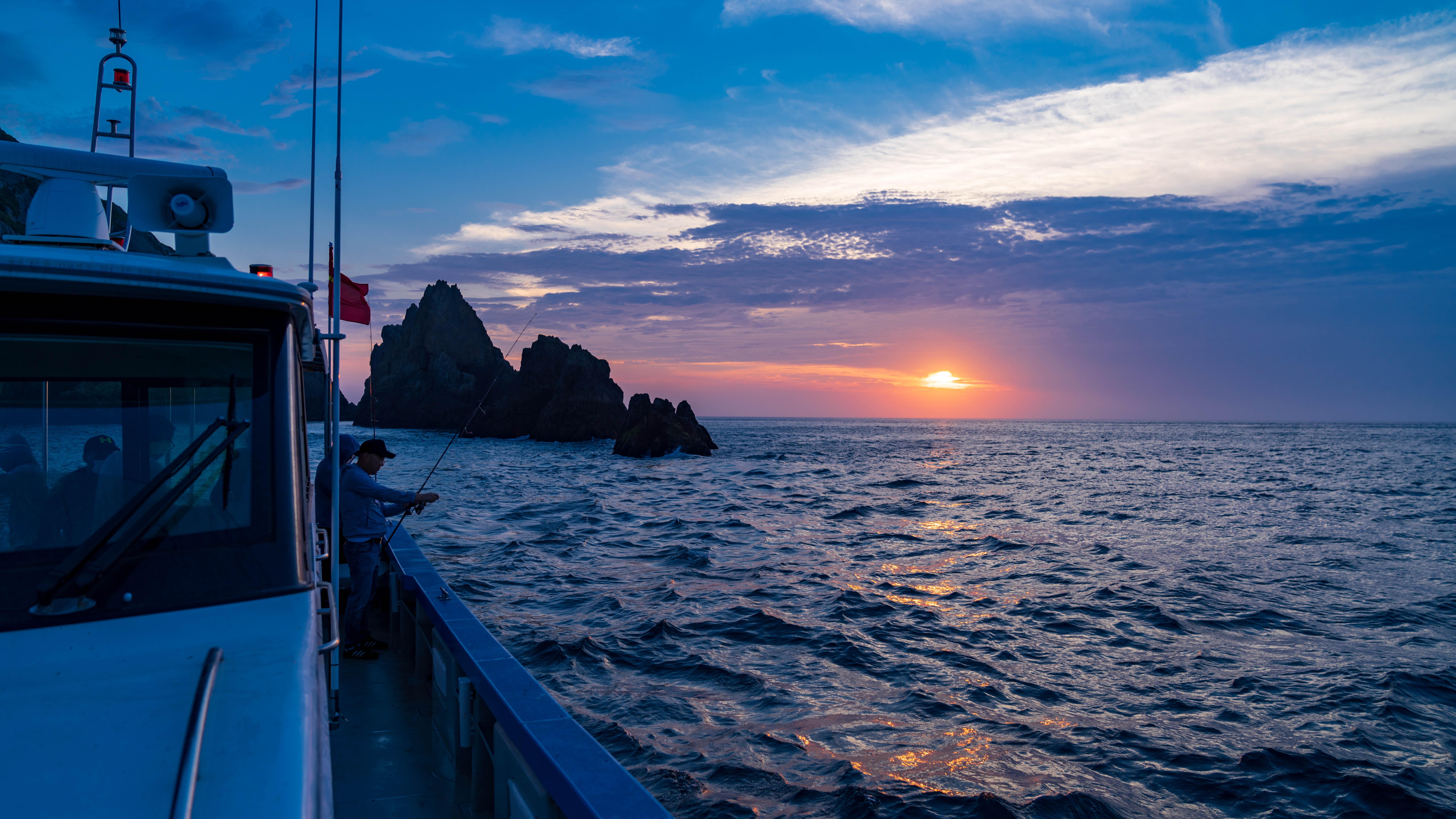 逐浪立潮头，，海钓鑫风范  ——环球3602023海钓团建活动_环球360
